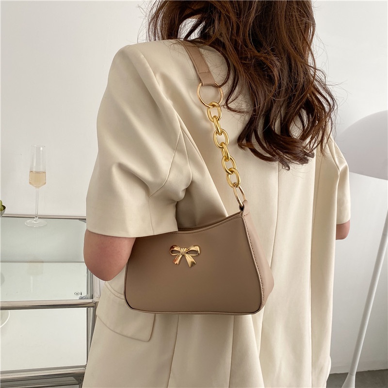 Túi đeo dưới cánh tay Màu Trơn Thời Trang Xuân Thu 2022 Cho Nữ