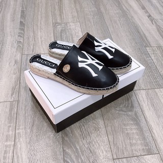 Sục NY đế cói siêu đáng yêu