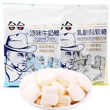 Kẹo mềm sữa Trứng muối / Sữa Chua ông già HeHe 360gr