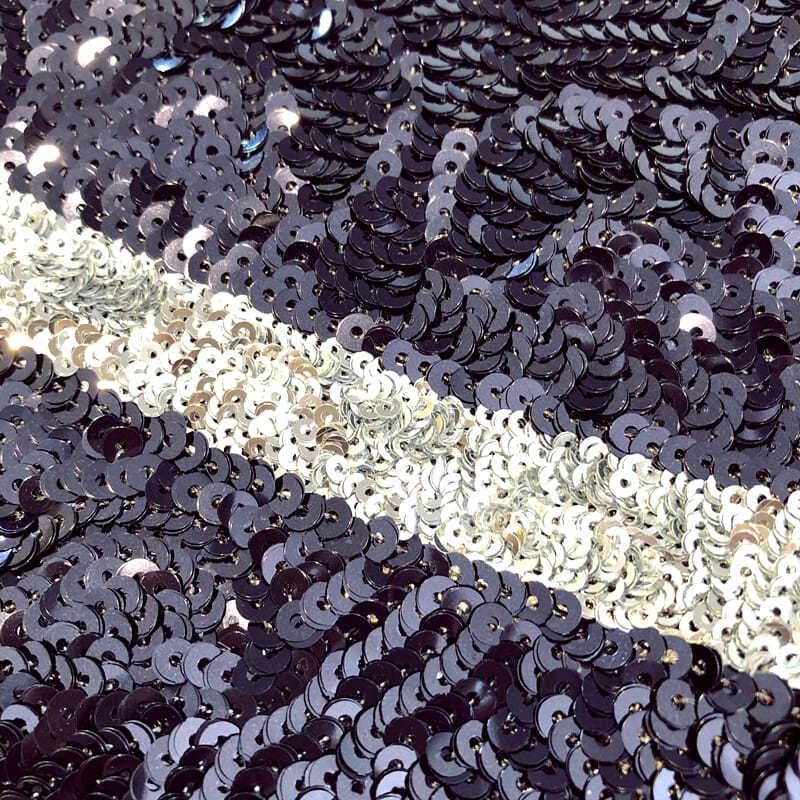 Áo Thun Tay Ngắn Thêu Hình Trái Đất Đính Kim Sa Thời Trang Mùa Hè Cho Nữ 2021