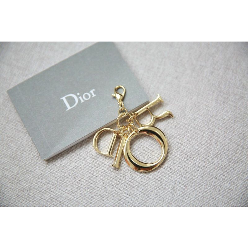 Túi Fendi cao cấp.