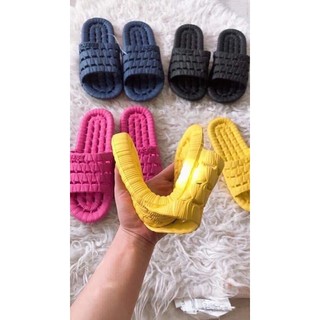 dép xốp tiện dụng