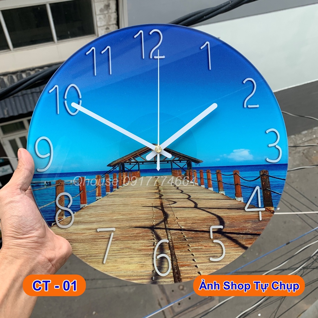 Đồng hồ treo tường kim trôi đơn giản trang trí phòng khách cao cấp hiện đại Qhouse kính cường lực nguyên tấm