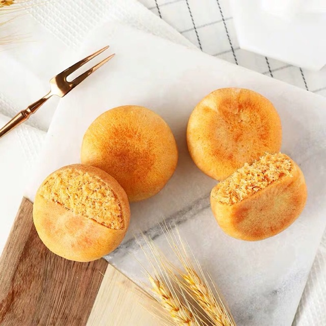 Combo 8 bánh cuộn jambon thịt nướng Thanh Hương .-