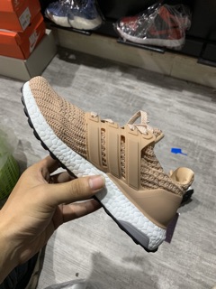 < VIDEO + ẢNH THẬT > GIÀY SNEAKER ULTRABOOTS HỒNG