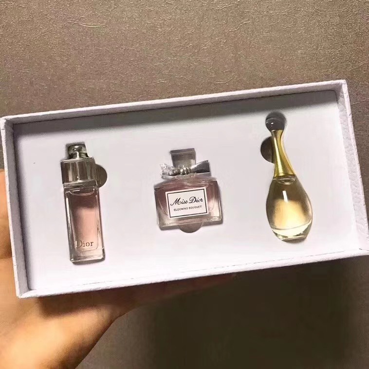 Hộp nước hoa Dior 5ml dạng mẫu thử cao cấp dành cho nữ