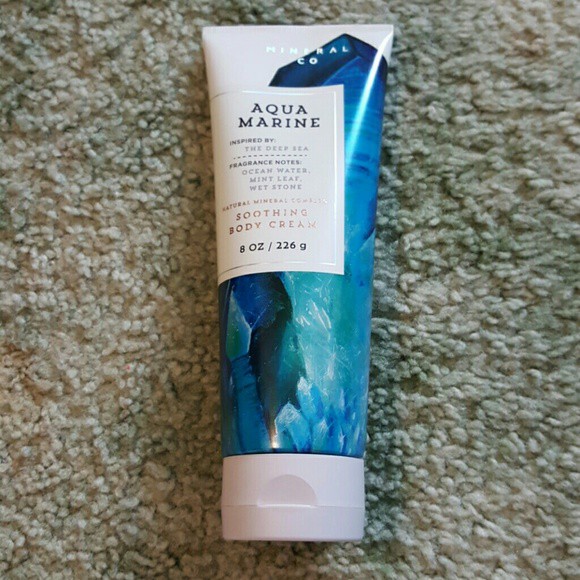 Kem dưỡng ẩm cơ thể Bath &amp; Body Works Aquamarine Body Cream 226g (Mỹ)