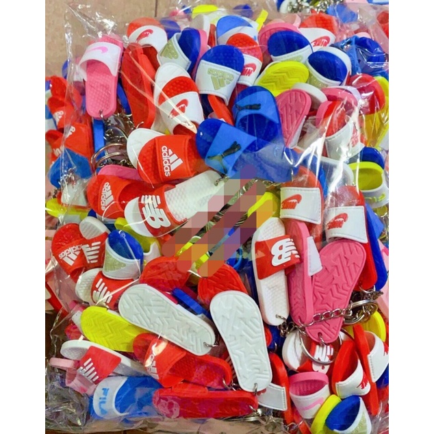 Móc Khoá Hình ĐÔI DÉP Đủ Mẫu Xịn Xò,Chất Silicon