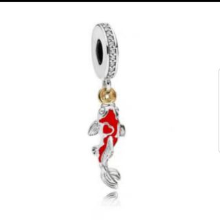 Charm bạc con cá