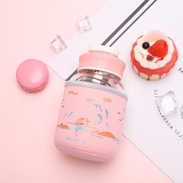 Bình Nước Thuỷ Tinh Chim Cò Cá Bobbi Bear Kèm Túi Chống Sốc Và Lọc Trà | BigBuy360 - bigbuy360.vn