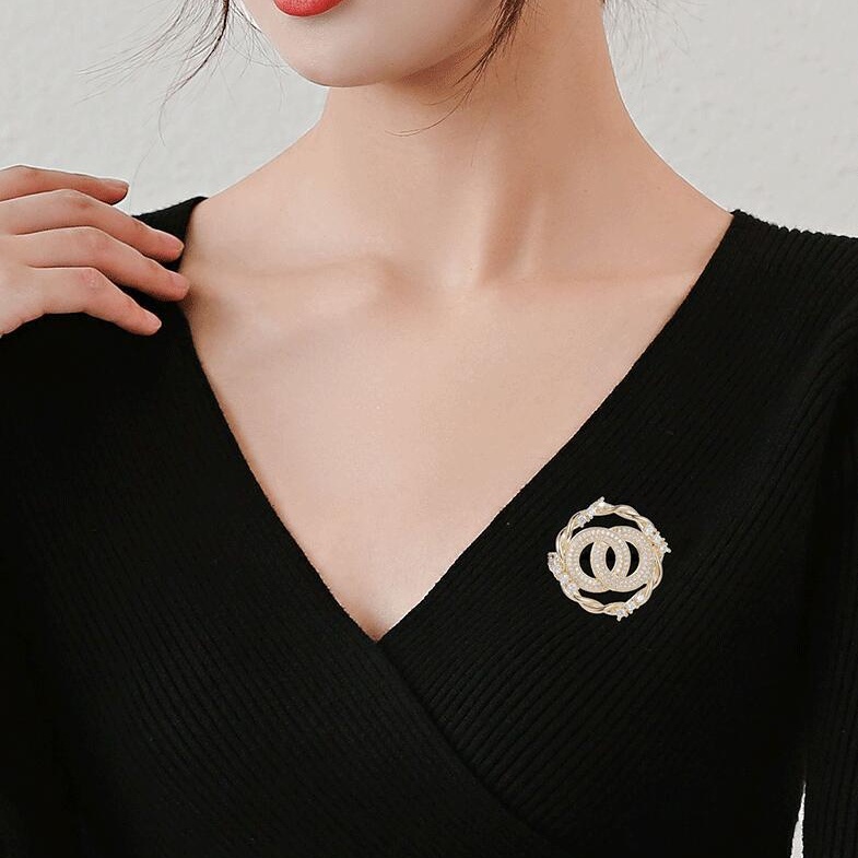 Ghim Cài Áo Hình Vòng Hoa Đính Đá Phong Cách Hàn Quốc Sang Trọng