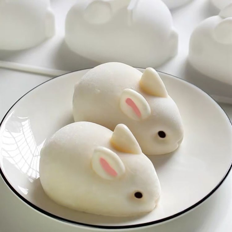 Khuôn Làm Bánh Hình Chú Thỏ / Chú Heo 3d Độc Đáo