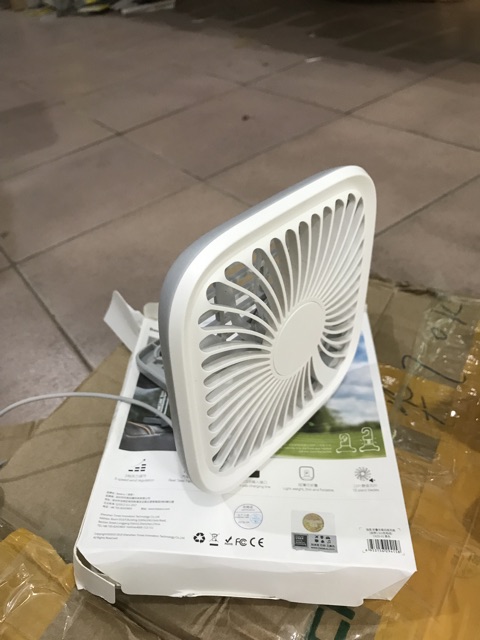 Quạt ba cấp độ cắm cổng usb trên ô tô hoặc để bàn chính hãng Baseus | BigBuy360 - bigbuy360.vn