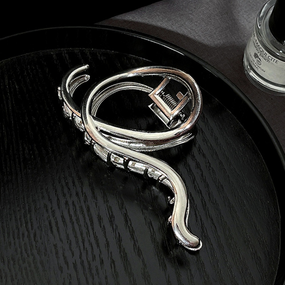 Kẹp tóc rỗng hình cá mập thiết kế đơn giản khí chất 199046