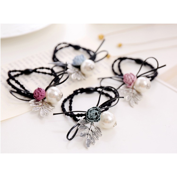 CT115 Cột tóc hoa nụ lá bạc