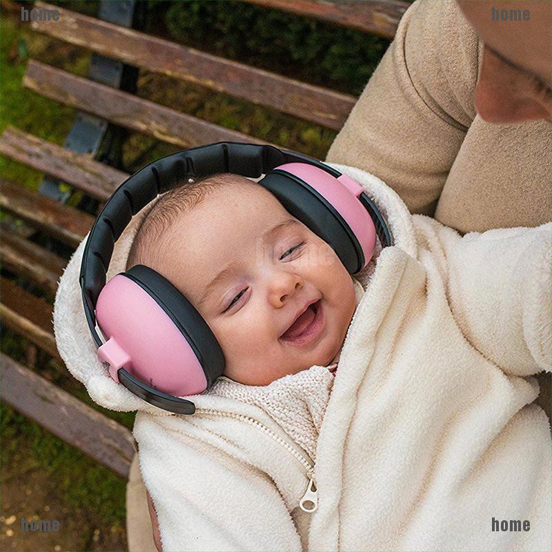 Chụp tai tránh tiếng ồn giúp giảm tiếng ồn dành cho các bé