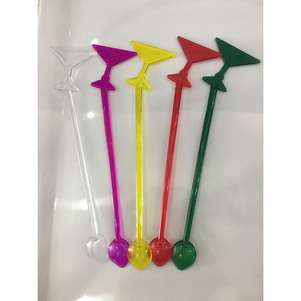 Muỗng nhựa khuấy ly