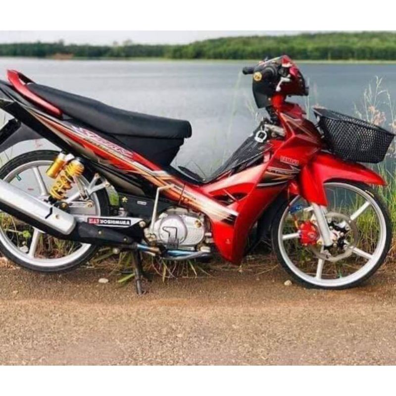 Dàn áo sirius tươi đen tặng gắn xe 100 và 110 tặng kèm pha đèn ,đèn lá ốc và tem xe đặc biệt như hình mẫu😍