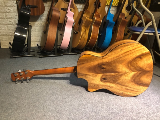 Đàn Guitar Acoustic Thuận Guitar AT03C