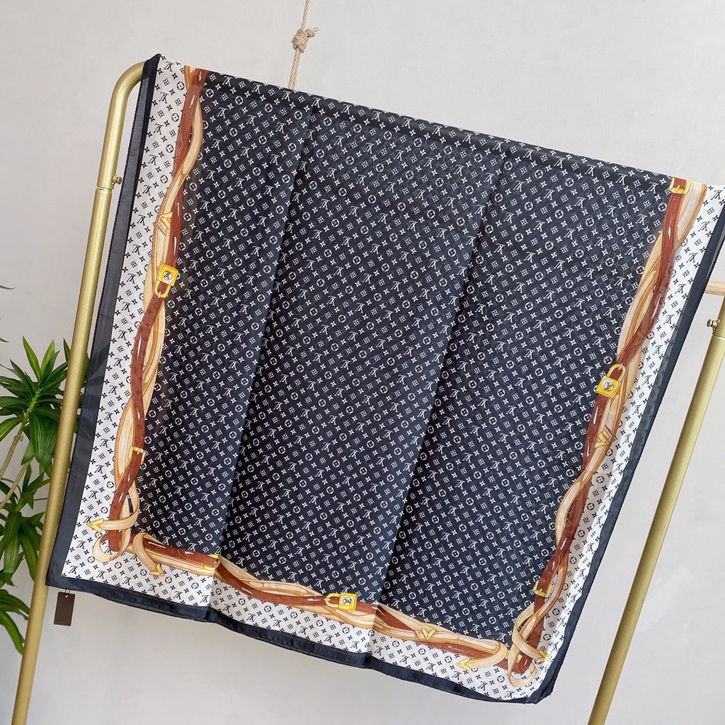 Khăn Choàng Lụa Dài Chống Nắng In Chữ Sang Trọng Cho Nữ 2022