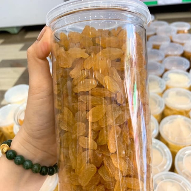 Nho khô vàng Lion