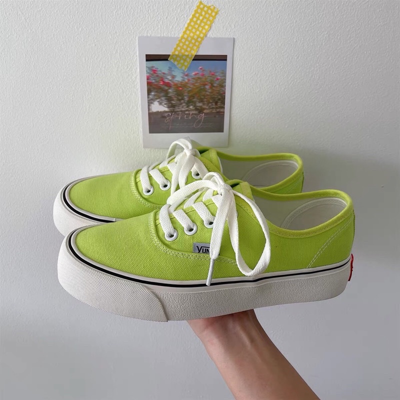Giày Dáng Vans Màu Xanh Neon Cực Lạ