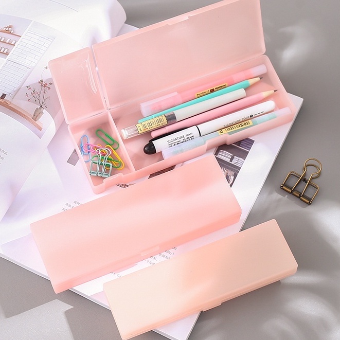 Hộp đựng bút bằng nhựa màu sắc đơn giản sáng tạo