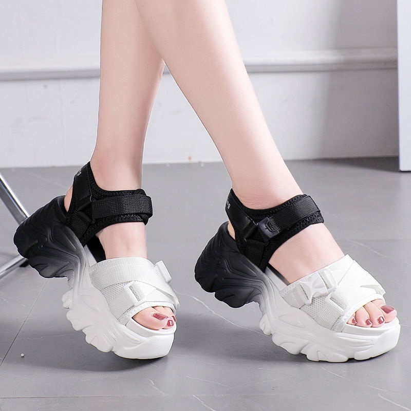 Giày Sandal Đế Xuồng Dày Cao Chống Thấm Nước Thời Trang Mùa Hè 2022 Mới Dành Cho Bạn Nữ