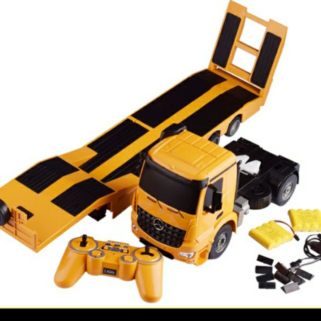 Xe đầu kéo E562 điều khiển từ xa