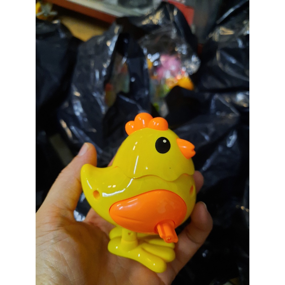 Đồ chơi lên dây cót cho bé