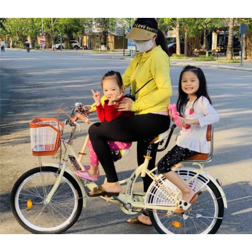 Xe đạp bỉm sữa 3 chỗ ngồi cho gia đình
