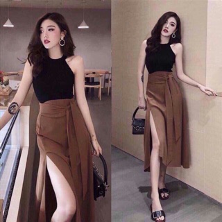 Set áo đen cổ yếm chán váy nâu cột nơ xẻ tà lưng thun sau siêu hot