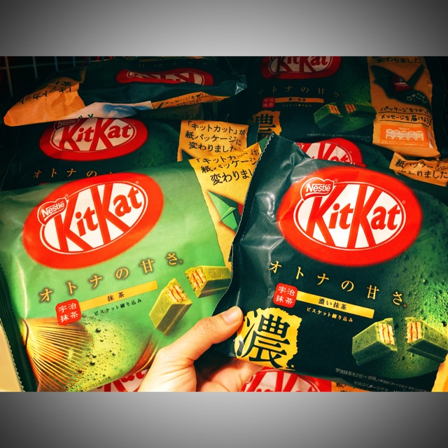 Bánh Kitkat mẫu mới theo mùa