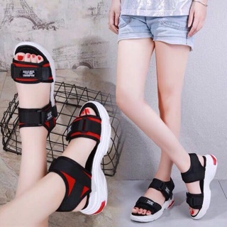 Dép xăng đan đế bánh mỳ