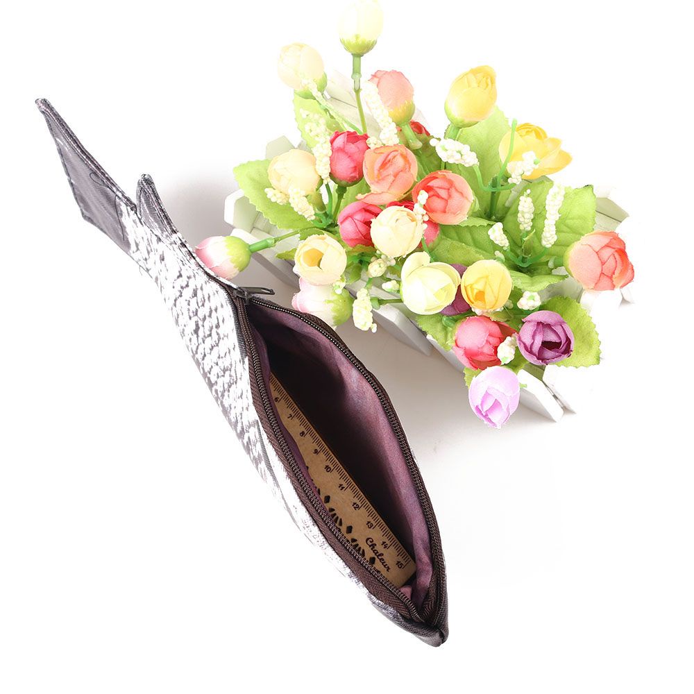 Hộp Đựng Bút/ Đồ Trang Điểm Hình Cá Chép Có Khóa Kéo Tiện Dụng