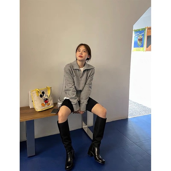 Áo Nỉ Nữ Dài Tay Cổ Bẻ Có Dây Kéo Thêu Hoa Văn Mới