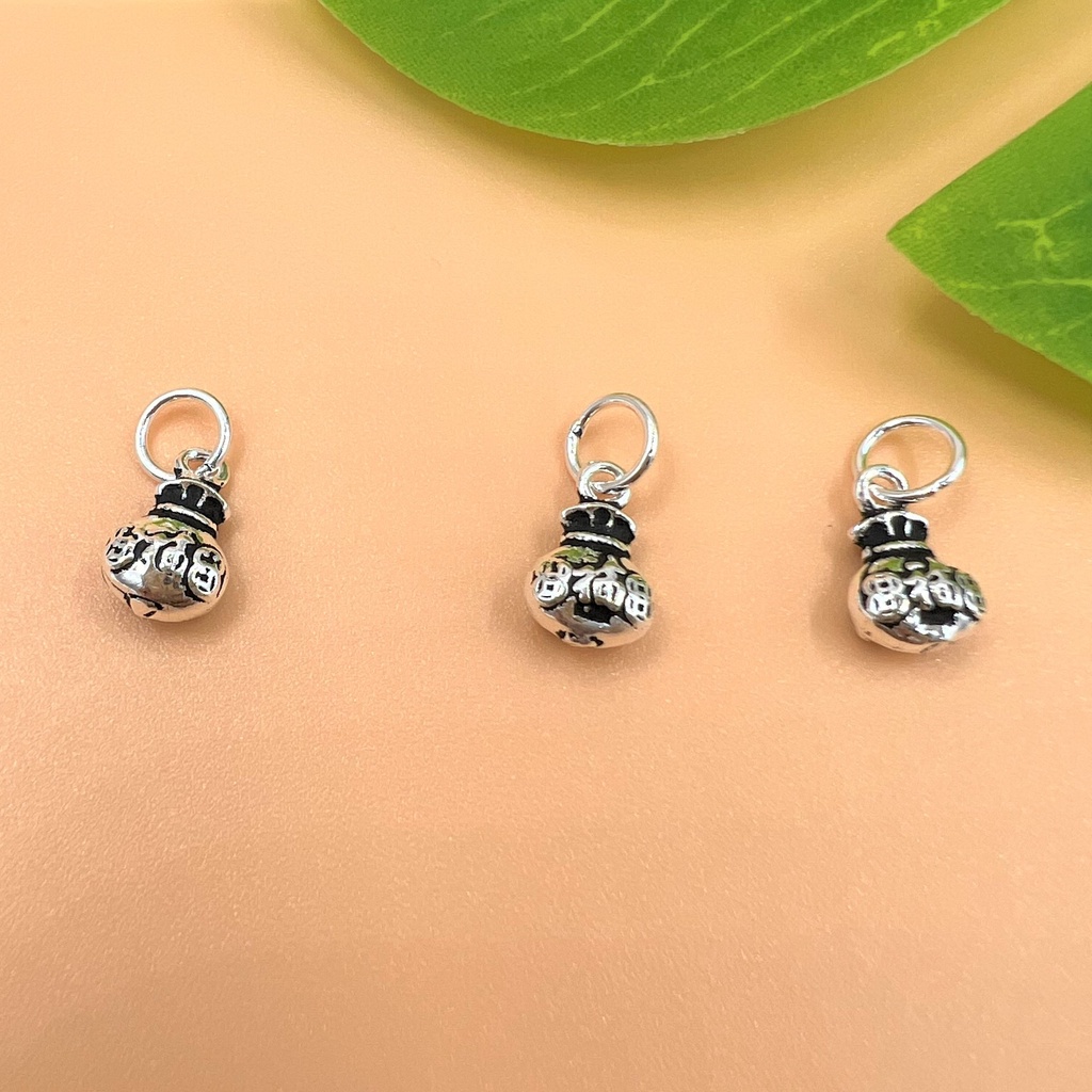 Charm hình túi tiền có hoa văn kim tiền bạc thái - Charm Bạc 925 - Mã CA116