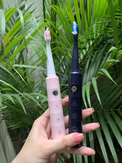 Bàn chải điện sạch sâu - Boorui số 1 tại Đức