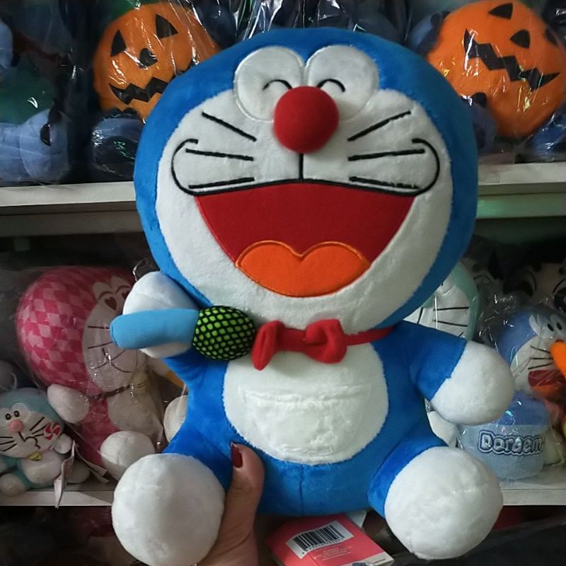 Gấu bông Doraemon ca sĩ, size trung, tem chính hãng, ảnh thật kèm clip🥰🍭❤️