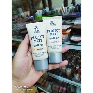 Kem nền Rival de loop Perfect matt makeup (Đức)