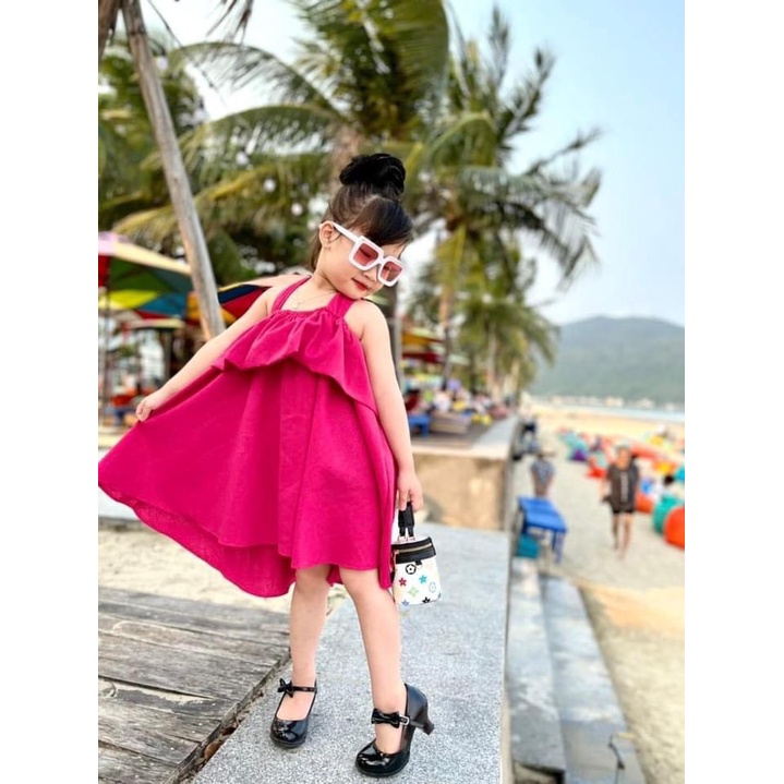 Váy bé gái yếm buộc dây cổ XHN970
