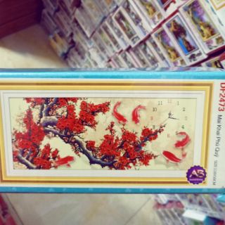 Tranh đính đá đồng hồ hoa đào kt 118*50cm