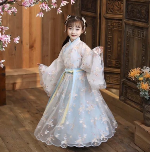 Trang phục cho bé cổ trang cho bé