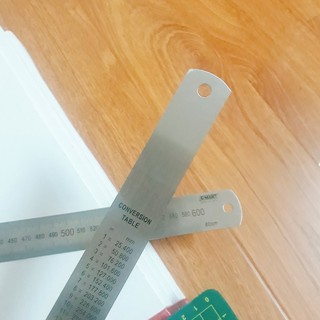 Thước Kẻ Sắt