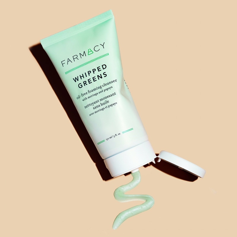 Sữa rửa mặt Farmacy WHIPPED GREENS oil-free foaming cleanser with moringa and papaya