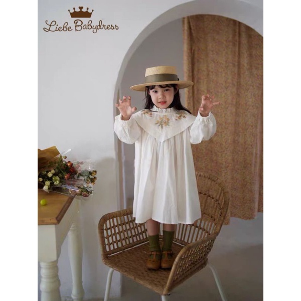 Đầm tiểu thư trắng bé gái vải thô Hàn thêu hoa 10-28kg