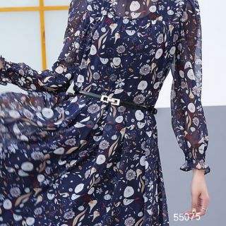 Mẫu hot 2020 thắt lưng nữ hình vuông