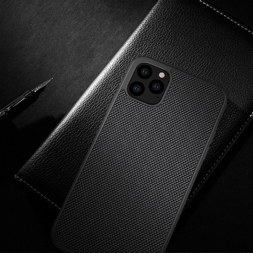 Ốp Điện Thoại Nillkin Màu Đen Siêu Mỏng Họa Tiết Sợi carbon Cho iPhone 12 / 12 Pro / 12 Pro Max / 11/11 Pro / 11 Pro Max / Xs Max / XR