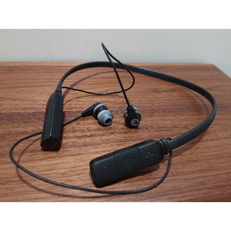 Tai nghe Blurtooth SkullCandy Ink'd Wireless cũ 95%