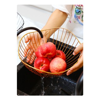 Giỏ đựng trái cây 3 tầng